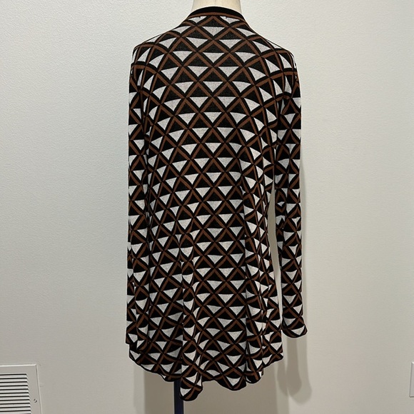 Belle by Belldini Geometric Print Sweater - L - Picture 3 of 9